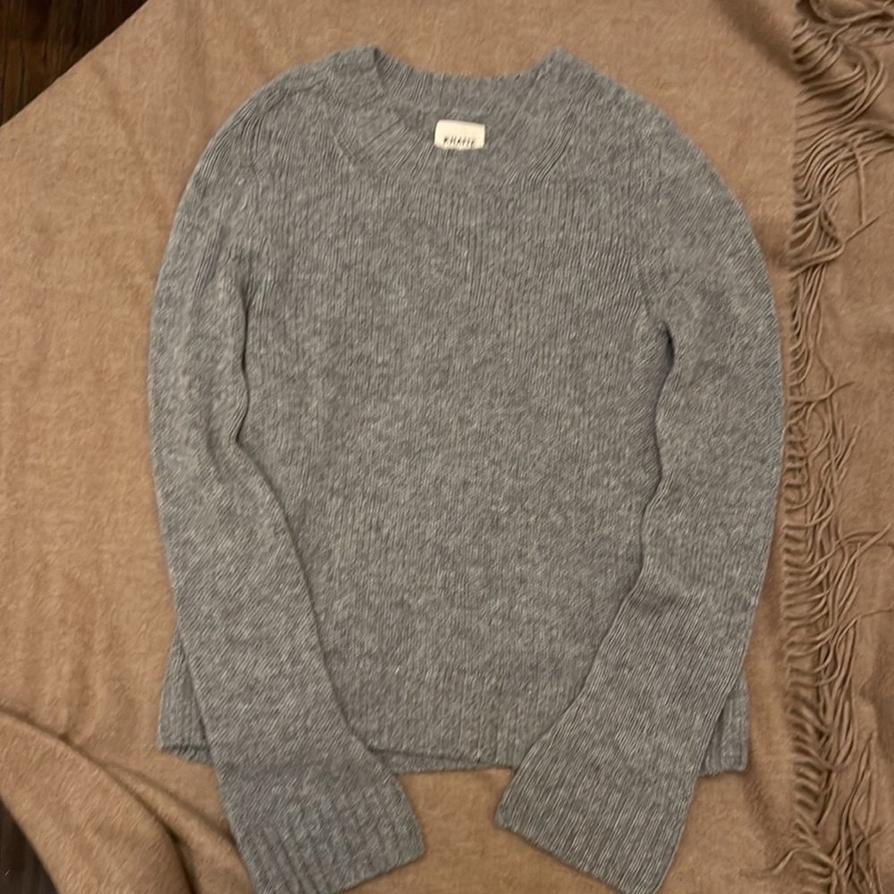 100% Authentic Khaite Mary Jane Grey Cashmere Sweater sz M